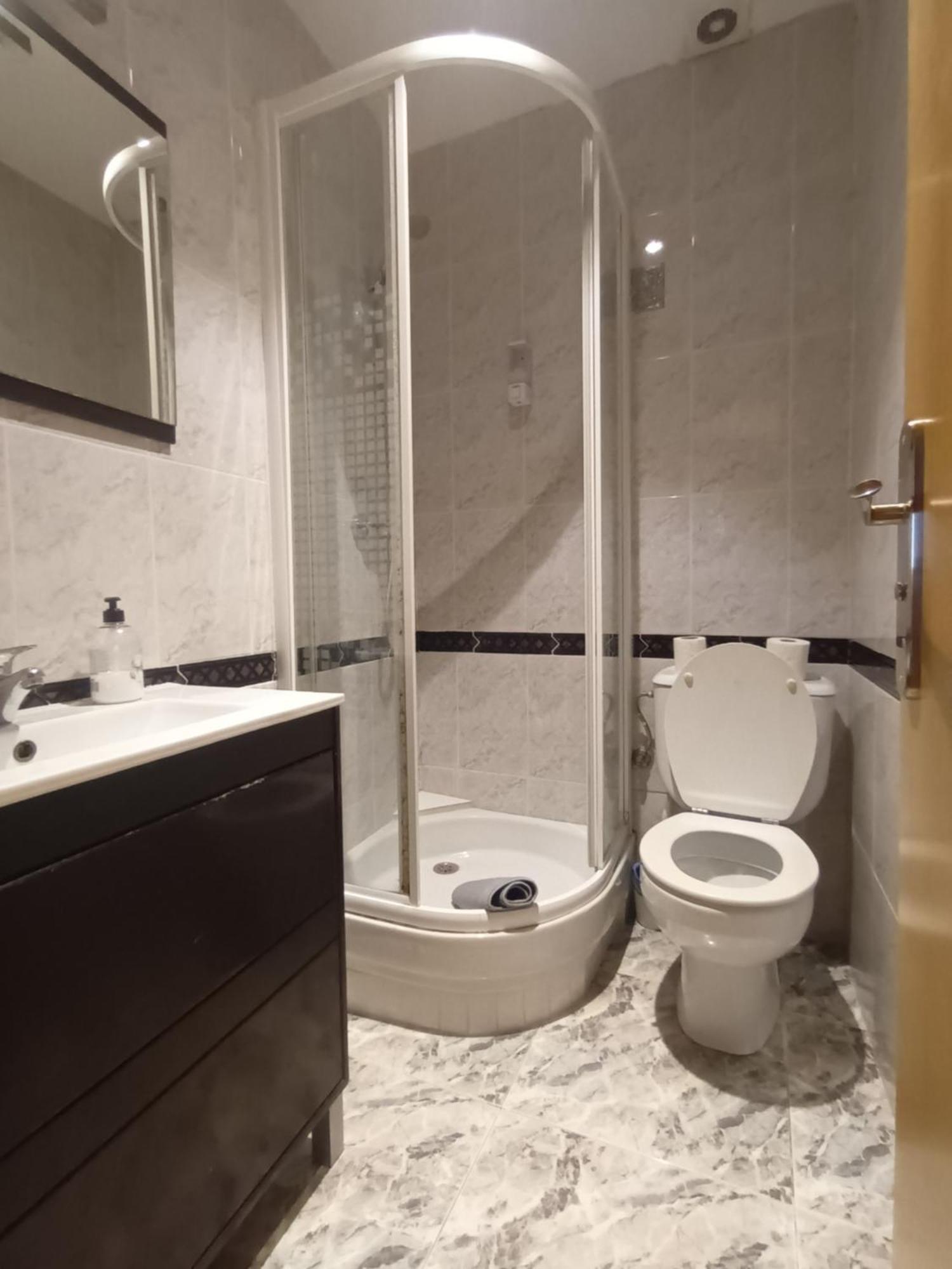 Apartamento Paris L'Hospitalet de Llobregat Luaran gambar